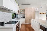 https://images.listonce.com.au/custom/160x/listings/8-duke-street-brunswick-east-vic-3057/367/01892367_img_09.jpg?LPzjl-tenKs