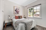 https://images.listonce.com.au/custom/160x/listings/8-elm-street-surrey-hills-vic-3127/583/01932583_img_08.jpg?biOqUSQBLts