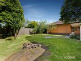https://images.listonce.com.au/custom/160x/listings/8-elphin-street-newport-vic-3015/032/01203032_img_08.jpg?g2L5reCd1IY