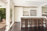 https://images.listonce.com.au/custom/160x/listings/8-ernest-court-portsea-vic-3944/514/01719514_img_08.jpg?L3QVBjUsNLI