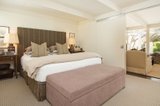 https://images.listonce.com.au/custom/160x/listings/8-ernest-court-portsea-vic-3944/514/01719514_img_16.jpg?qfdcxtLxjqU