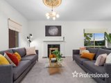 https://images.listonce.com.au/custom/160x/listings/8-eyton-close-chirnside-park-vic-3116/760/01525760_img_05.jpg?yRSRd-eJPkI