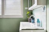 https://images.listonce.com.au/custom/160x/listings/8-faheys-road-gordon-vic-3345/263/01723263_img_13.jpg?xoGWiiRCcxA