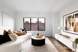 https://images.listonce.com.au/custom/160x/listings/8-fountain-drive-beveridge-vic-3753/302/01782302_img_05.jpg?YQBw3xio6d0
