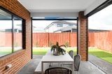 https://images.listonce.com.au/custom/160x/listings/8-fountain-drive-beveridge-vic-3753/302/01782302_img_07.jpg?uWPX0T3nrZM