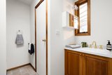https://images.listonce.com.au/custom/160x/listings/8-fraser-st-middle-park-vic-3206/549/01938549_img_08.jpg?M7CHXfSTjNw