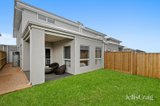 https://images.listonce.com.au/custom/160x/listings/8-gardenview-drive-diggers-rest-vic-3427/433/01987433_img_21.jpg?qyOPqziPBiI