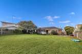 https://images.listonce.com.au/custom/160x/listings/8-gibbs-street-newcomb-vic-3219/820/01698820_img_07.jpg?u0Bpq6nF5FE