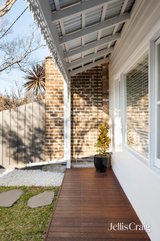 https://images.listonce.com.au/custom/160x/listings/8-gordon-grove-northcote-vic-3070/980/01769980_img_18.jpg?Lf5JJgf1AeQ