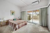 https://images.listonce.com.au/custom/160x/listings/8-gould-street-brighton-vic-3186/700/01741700_img_07.jpg?fWtJUigJLdc
