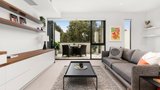 https://images.listonce.com.au/custom/160x/listings/8-graham-street-albert-park-vic-3206/466/01566466_img_10.jpg?zr8e93e8ukI