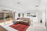 https://images.listonce.com.au/custom/160x/listings/8-greenview-court-greensborough-vic-3088/979/01284979_img_06.jpg?J2Y2J1GEfho