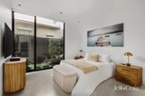 https://images.listonce.com.au/custom/160x/listings/8-grosvenor-street-brighton-vic-3186/127/01951127_img_09.jpg?ZiK4wVjWAE0