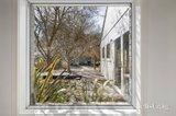 https://images.listonce.com.au/custom/160x/listings/8-groves-street-trentham-vic-3458/600/01974600_img_09.jpg?uMon6joouXk