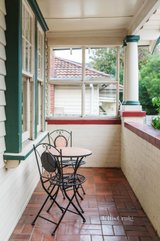 https://images.listonce.com.au/custom/160x/listings/8-hall-street-mckinnon-vic-3204/450/01231450_img_02.jpg?WmUk-KeWaNE