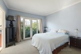 https://images.listonce.com.au/custom/160x/listings/8-hallow-street-bentleigh-east-vic-3165/976/00928976_img_08.jpg?kKsOH3t7uCA