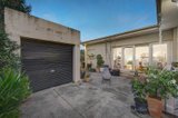 https://images.listonce.com.au/custom/160x/listings/8-hallow-street-bentleigh-east-vic-3165/976/00928976_img_12.jpg?W-WuxCCE1-4