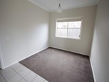 https://images.listonce.com.au/custom/160x/listings/8-hanwood-close-delacombe-vic-3356/793/01575793_img_05.jpg?E7BaxrpyRlQ