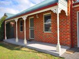 https://images.listonce.com.au/custom/160x/listings/8-hanwood-close-delacombe-vic-3356/935/01575935_img_19.jpg?-sRS56Npk78