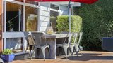 https://images.listonce.com.au/custom/160x/listings/8-hawaii-court-rye-vic-3941/024/01922024_img_17.jpg?PjfyufVKWs4