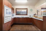 https://images.listonce.com.au/custom/160x/listings/8-heany-street-mount-waverley-vic-3149/812/01595812_img_17.jpg?iZtIrLbKo-w