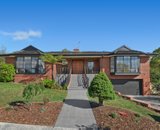 https://images.listonce.com.au/custom/160x/listings/8-hemingway-avenue-templestowe-vic-3106/083/00193083_img_01.jpg?cGNLC2rx_8c