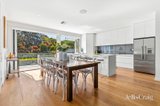 https://images.listonce.com.au/custom/160x/listings/8-hill-street-sorrento-vic-3943/064/01980064_img_03.jpg?frugMGGMSnI