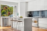 https://images.listonce.com.au/custom/160x/listings/8-hill-street-sorrento-vic-3943/064/01980064_img_04.jpg?Yqbz3f1rcaE