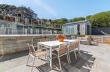 https://images.listonce.com.au/custom/160x/listings/8-hill-street-sorrento-vic-3943/064/01980064_img_09.jpg?SfyVmOCt5Hg