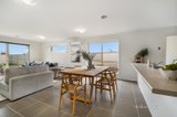 https://images.listonce.com.au/custom/160x/listings/8-honour-avenue-winter-valley-vic-3358/962/01545962_img_06.jpg?Xi72BUMyzXA