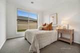 https://images.listonce.com.au/custom/160x/listings/8-honour-avenue-winter-valley-vic-3358/962/01545962_img_10.jpg?By4fpLcAeCI