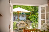 https://images.listonce.com.au/custom/160x/listings/8-hotham-avenue-mount-macedon-vic-3441/848/01896848_img_19.jpg?7wPpuJjeSPc