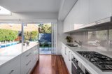 https://images.listonce.com.au/custom/160x/listings/8-hume-street-armadale-vic-3143/872/01229872_img_09.jpg?WbnUHyU0wes