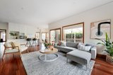 https://images.listonce.com.au/custom/160x/listings/8-huntingfield-court-carnegie-vic-3163/279/01115279_img_08.jpg?DPh9zIilClE