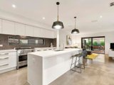 https://images.listonce.com.au/custom/160x/listings/8-jones-court-strathmore-vic-3041/032/00848032_img_02.jpg?kBEsVl_62-s