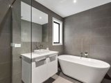 https://images.listonce.com.au/custom/160x/listings/8-jones-court-strathmore-vic-3041/032/00848032_img_06.jpg?ad5vO4IxdPw