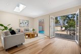 https://images.listonce.com.au/custom/160x/listings/8-josephine-avenue-mount-waverley-vic-3149/168/01650168_img_03.jpg?Bu-RxFfHQAM