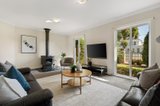 https://images.listonce.com.au/custom/160x/listings/8-josephine-avenue-mount-waverley-vic-3149/168/01650168_img_05.jpg?2hkhcDQv8Pk