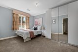 https://images.listonce.com.au/custom/160x/listings/8-josephine-avenue-mount-waverley-vic-3149/168/01650168_img_09.jpg?kQM6GHvfcA0