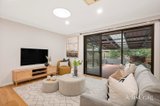 https://images.listonce.com.au/custom/160x/listings/8-kambora-court-mooroolbark-vic-3138/007/01983007_img_06.jpg?izwl6THtGKk