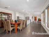 https://images.listonce.com.au/custom/160x/listings/8-kameel-drive-yarra-glen-vic-3775/740/01525740_img_03.jpg?Kisg8WYBZcA