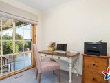 https://images.listonce.com.au/custom/160x/listings/8-kenthurst-court-lilydale-vic-3140/459/01529459_img_16.jpg?mlz6F_4tvds