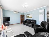 https://images.listonce.com.au/custom/160x/listings/8-king-drive-sebastopol-vic-3356/747/01576747_img_04.jpg?X-P1GPlWheE