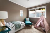 https://images.listonce.com.au/custom/160x/listings/8-kingsnorth-street-doncaster-vic-3108/022/01404022_img_05.jpg?8sb7prbuTVk