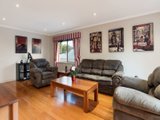 https://images.listonce.com.au/custom/160x/listings/8-kya-lami-rise-mooroolbark-vic-3138/445/01524445_img_03.jpg?a5At1jNZrHg