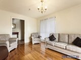 https://images.listonce.com.au/custom/160x/listings/8-lady-nelson-crescent-altona-meadows-vic-3028/902/01202902_img_04.jpg?jd033fdNN5E