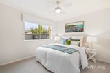 https://images.listonce.com.au/custom/160x/listings/8-lehmann-place-croydon-hills-vic-3136/712/01951712_img_07.jpg?U0sFo9UekXM