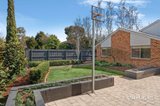 https://images.listonce.com.au/custom/160x/listings/8-lehmann-place-croydon-hills-vic-3136/712/01951712_img_09.jpg?PH1ghIINlG4