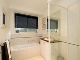 https://images.listonce.com.au/custom/160x/listings/8-lexia-place-waurn-ponds-vic-3216/657/01699657_img_06.jpg?5qAfVx80DCU