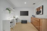 https://images.listonce.com.au/custom/160x/listings/8-lincoln-street-burwood-east-vic-3151/521/01517521_img_07.jpg?TIB8midnxdc